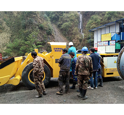 ��܇ָ���F��